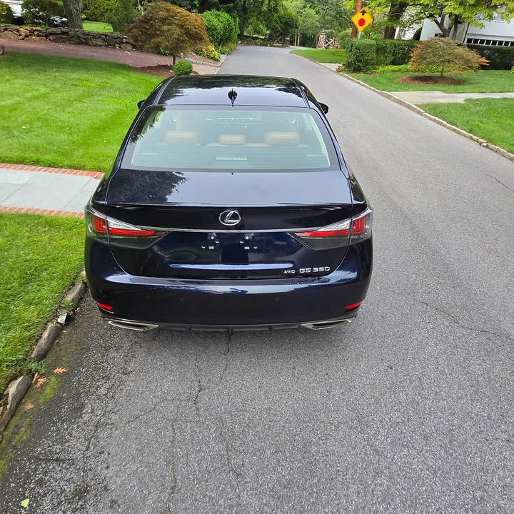 2017 Lexus GS 4th Gen - Image 20 of 31