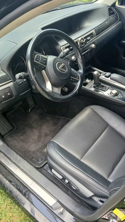 2017 Lexus GS 4th Gen - Image 10 of 10
