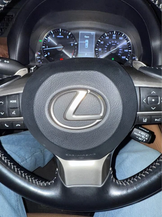 2017 Lexus GS 4th Gen - Image 5 of 9