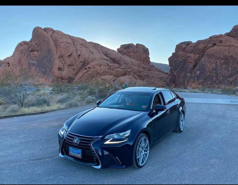 2017 Lexus GS 4th Gen - Image 3 of 9