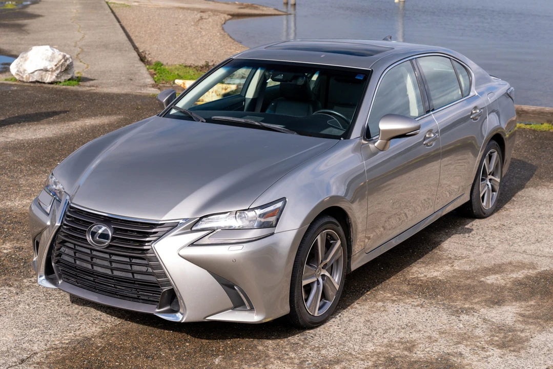 2017 Lexus GS 4th Gen - Image 4 of 31