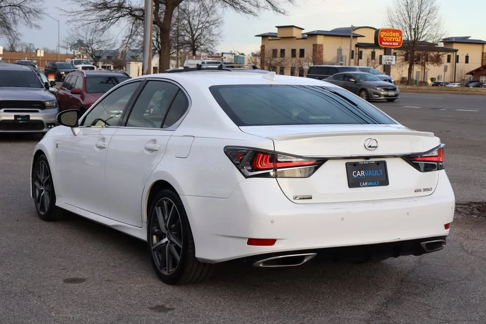 2017 Lexus GS 4th Gen - Image 6 of 20