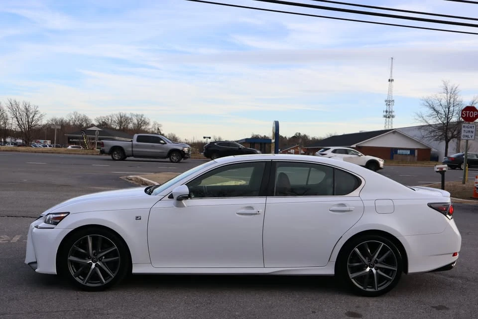 2017 Lexus GS 4th Gen - Image 5 of 20
