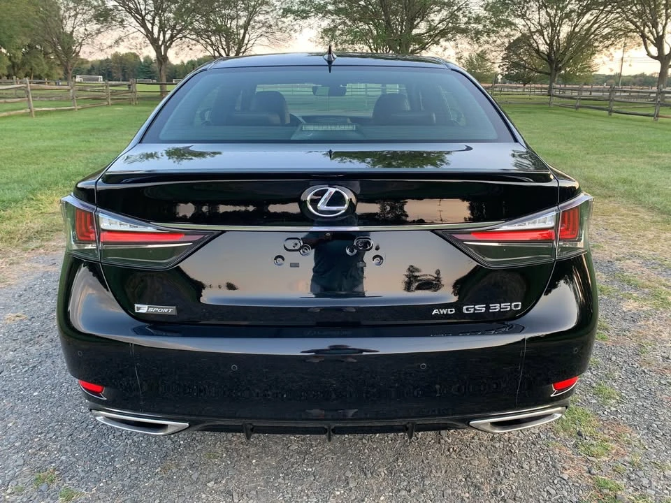 2017 Lexus GS 4th Gen - Image 5 of 18