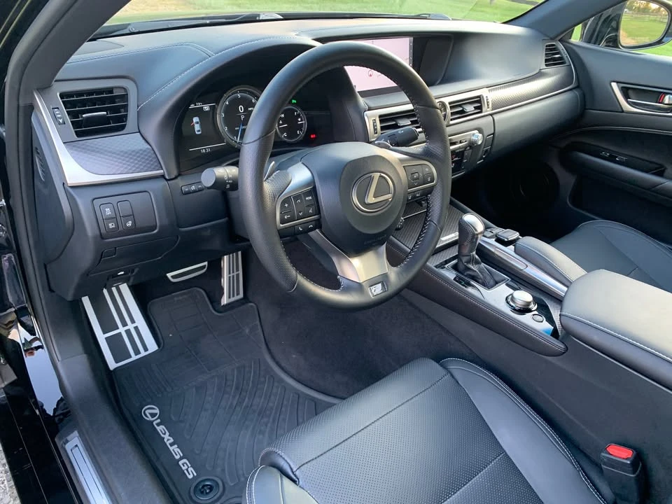 2017 Lexus GS 4th Gen - Image 8 of 18