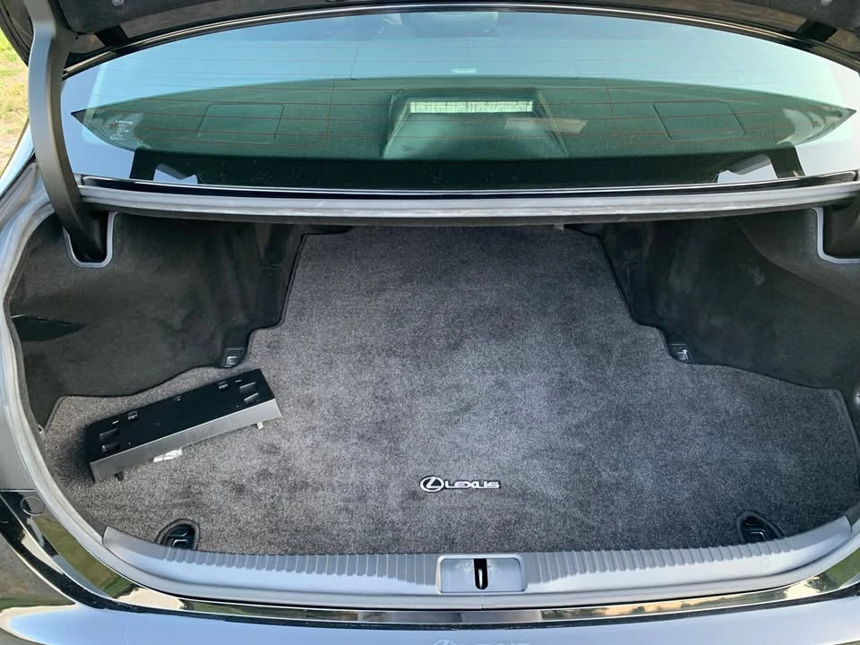 2017 Lexus GS 4th Gen - Image 11 of 18
