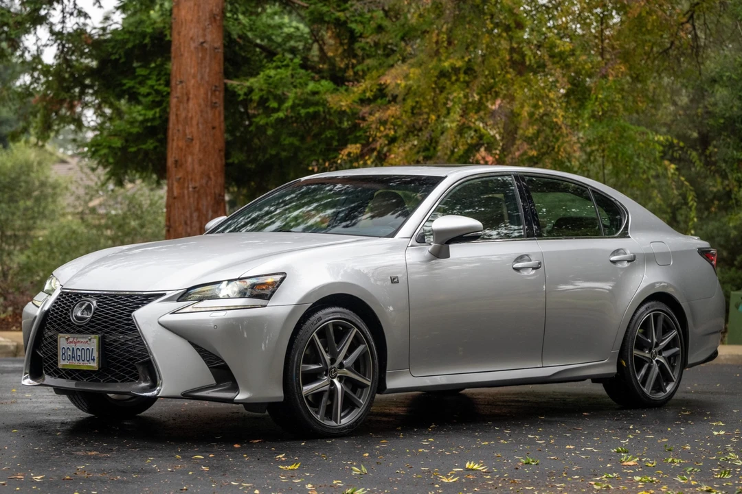 2017 Lexus GS 4th Gen - Image 1 of 31