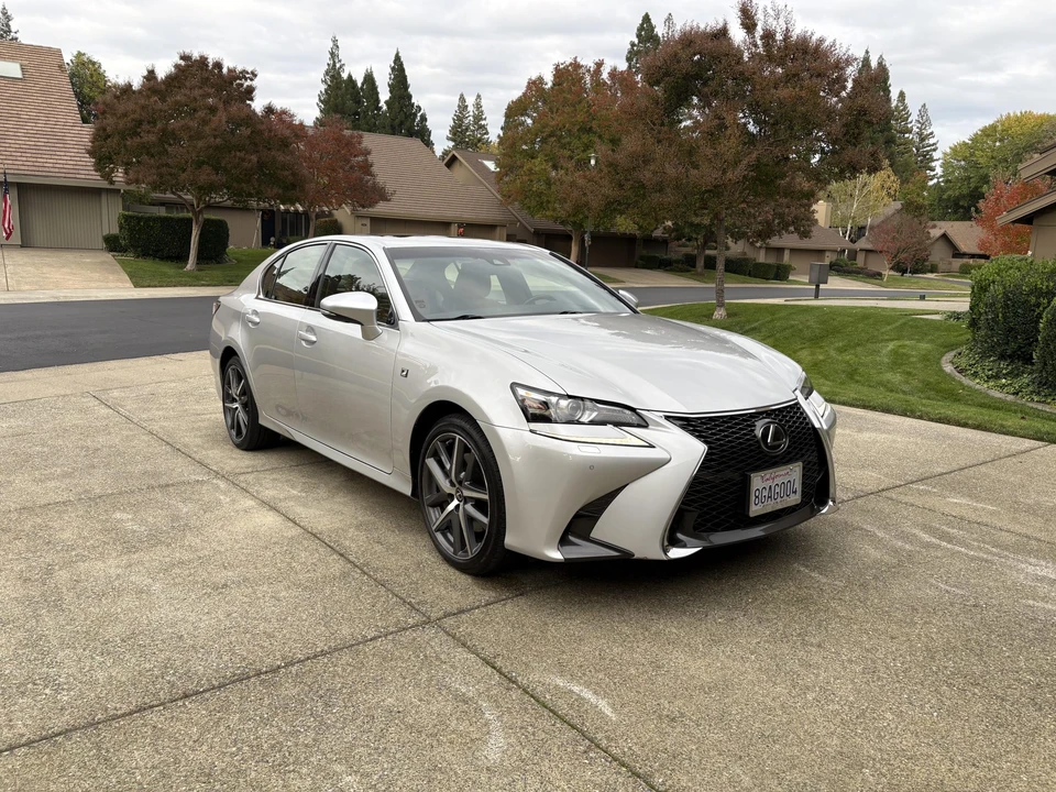 2017 Lexus GS 4th Gen - Image 13 of 31