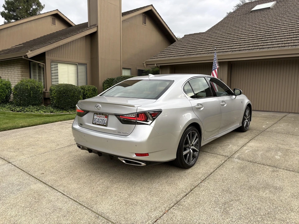 2017 Lexus GS 4th Gen - Image 14 of 31
