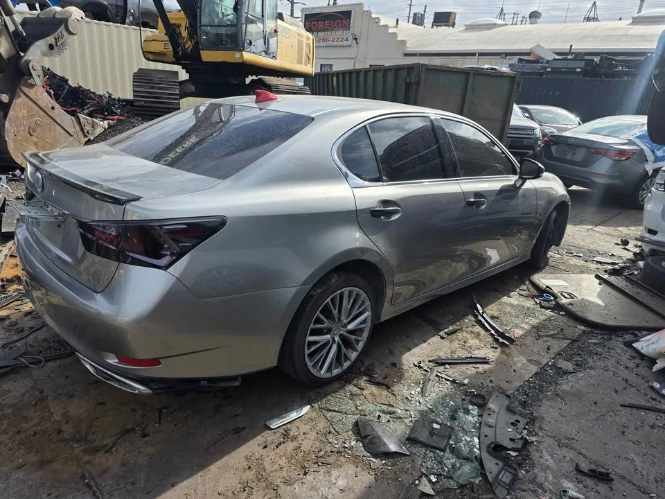 2017 Lexus GS 4th Gen - Image 5 of 6