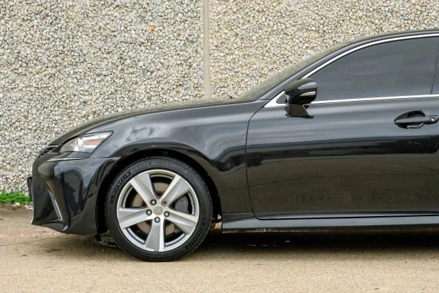 2017 Lexus GS 4th Gen - Image 13 of 21