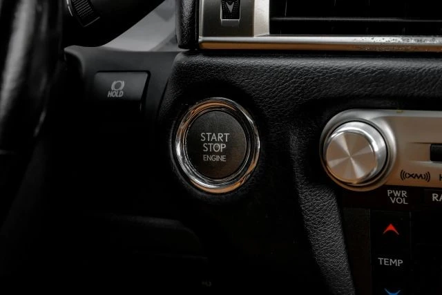 2017 Lexus GS 4th Gen - Image 23 of 31