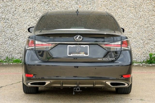 2017 Lexus GS 4th Gen - Image 10 of 31