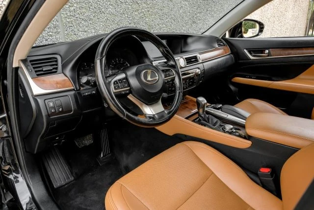 2017 Lexus GS 4th Gen - Image 3 of 21