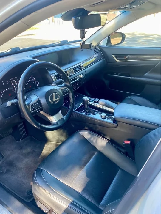2017 Lexus GS 4th Gen - Image 8 of 9