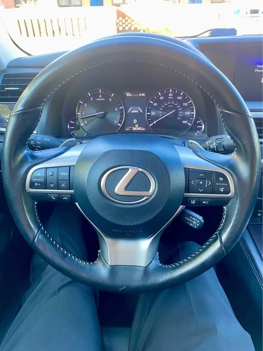 2017 Lexus GS 4th Gen - Image 7 of 9