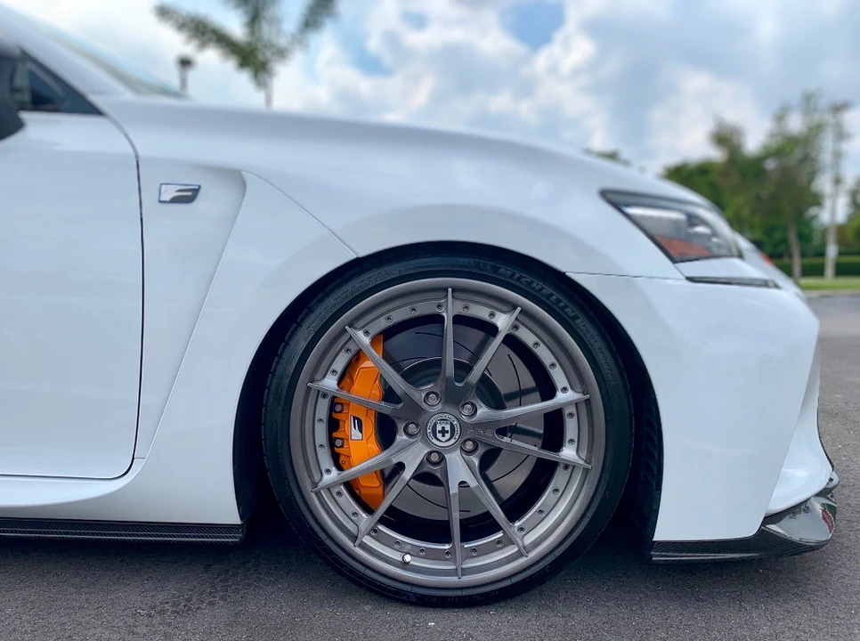 2017 Lexus GS F 4th Gen - Image 5 of 9