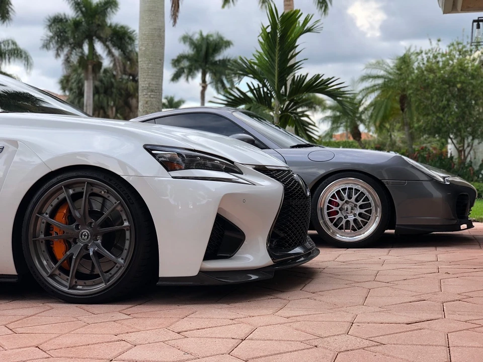 2017 Lexus GS F 4th Gen - Image 4 of 9