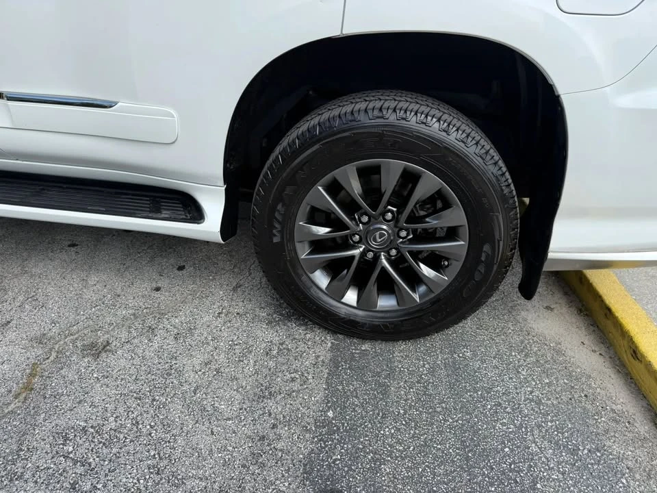 2017 Lexus GX 2nd Gen - Image 8 of 20