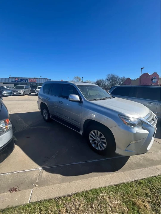 2017 Lexus GX 2nd Gen - Image 3 of 4