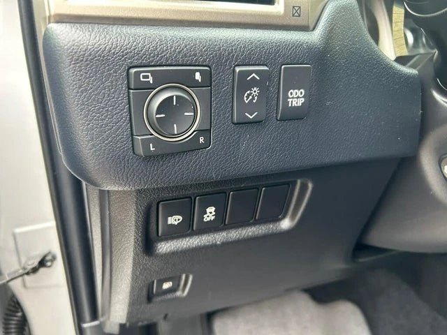 2017 Lexus GX 2nd Gen - Image 7 of 17