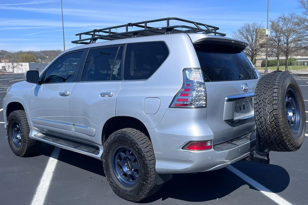 2017 Lexus GX 2nd Gen - Image 3 of 31