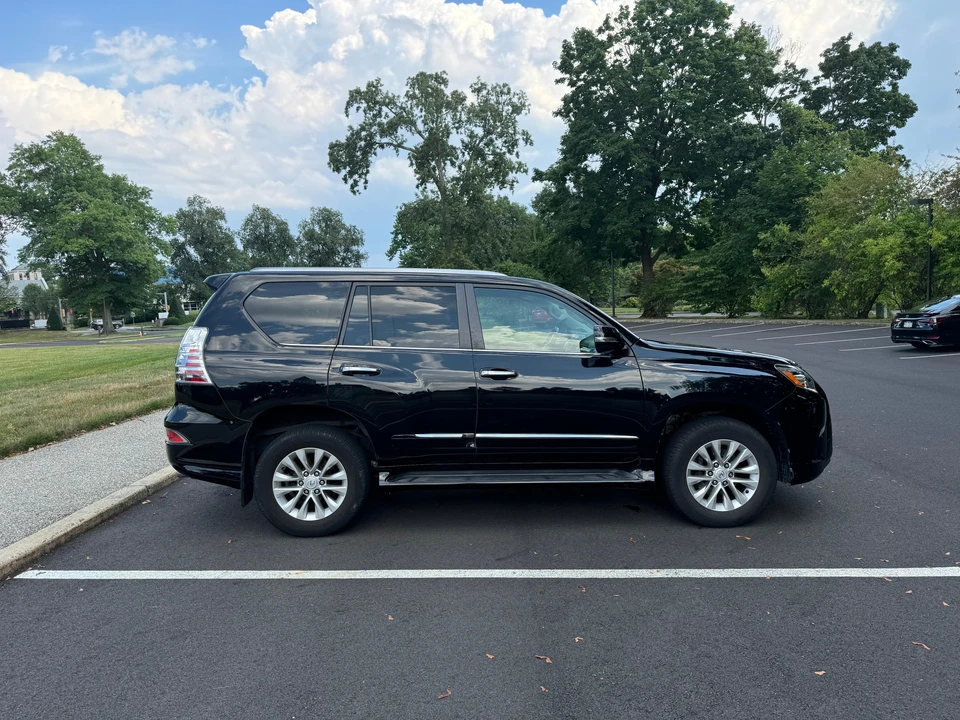 2017 Lexus GX 2nd Gen - Image 15 of 31