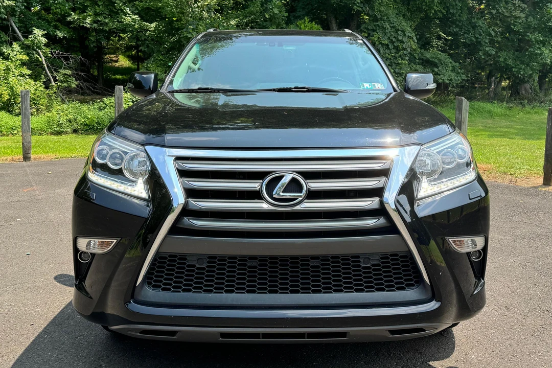2017 Lexus GX 2nd Gen - Image 2 of 31