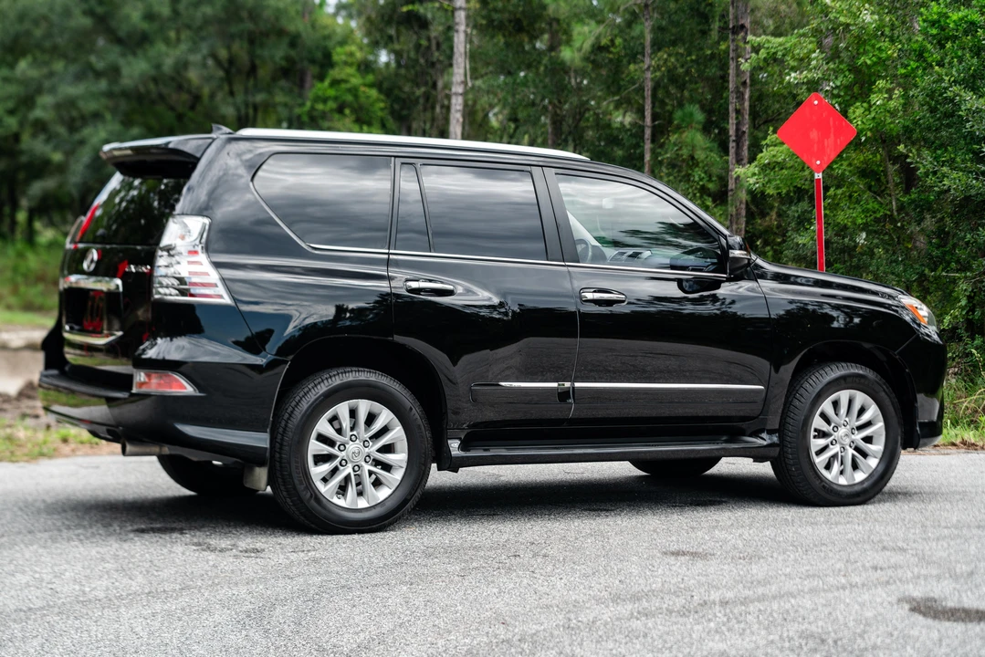 2017 Lexus GX 2nd Gen - Image 13 of 31