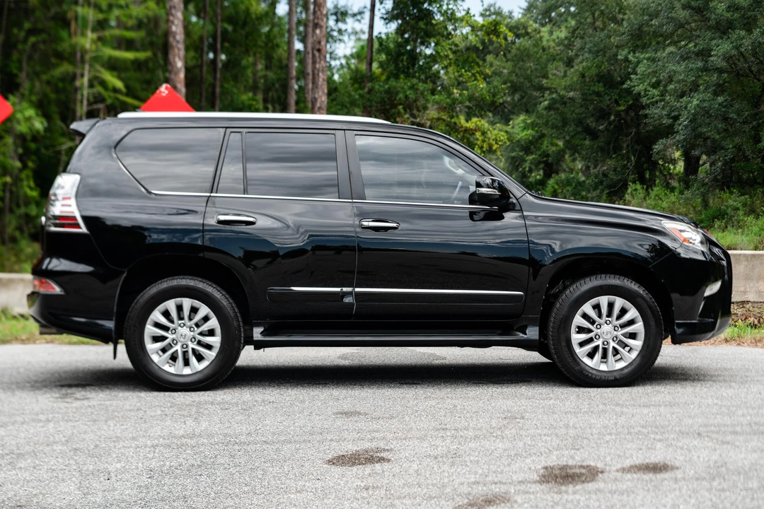 2017 Lexus GX 2nd Gen - Image 14 of 31