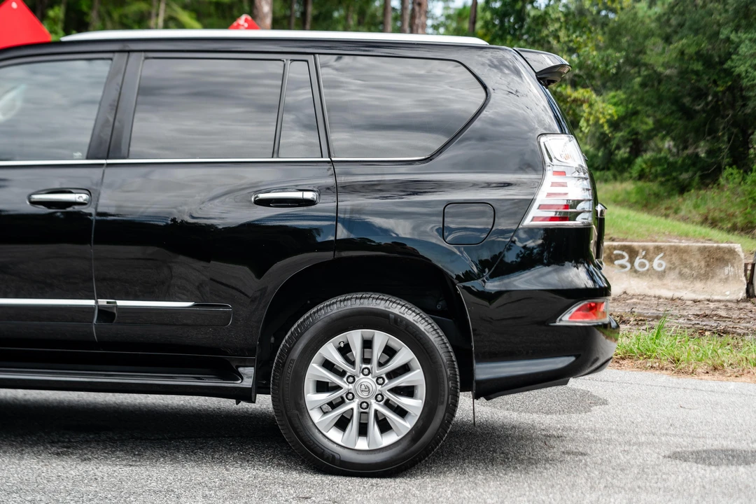 2017 Lexus GX 2nd Gen - Image 24 of 31