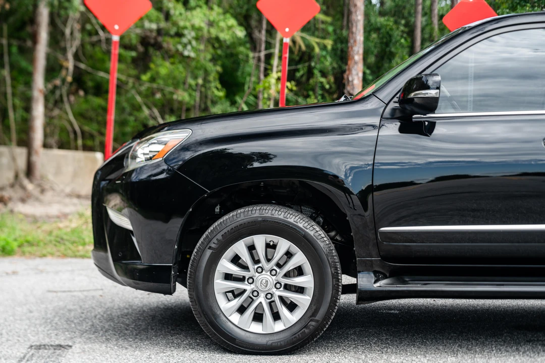 2017 Lexus GX 2nd Gen - Image 21 of 31