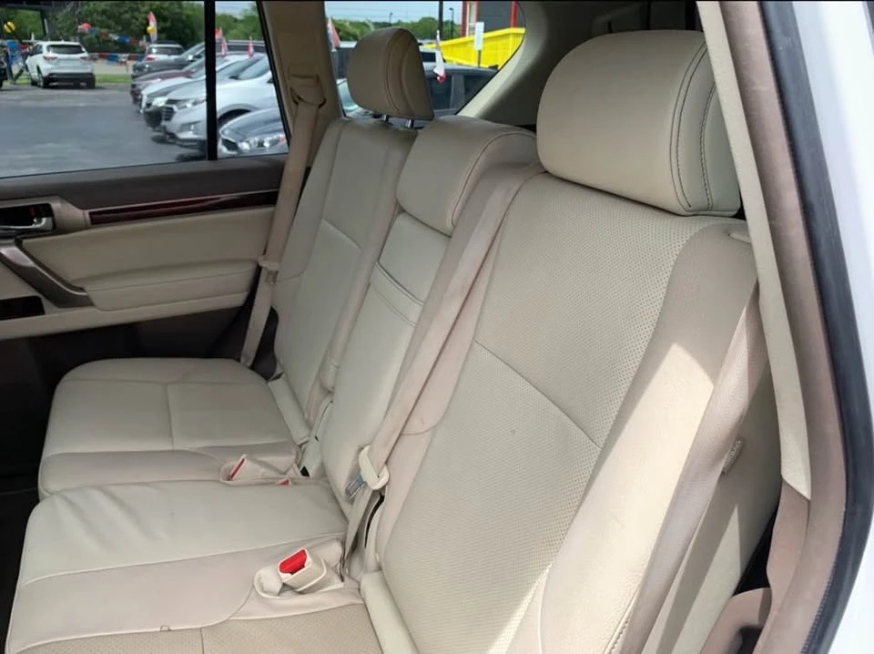 2017 Lexus GX 2nd Gen - Image 5 of 6