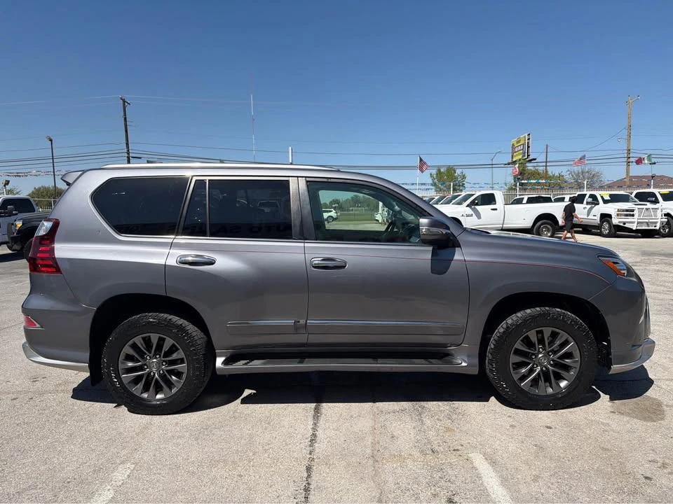 2017 Lexus GX 2nd Gen - Image 2 of 17