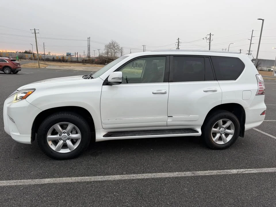 2017 Lexus GX 2nd Gen - Image 2 of 18