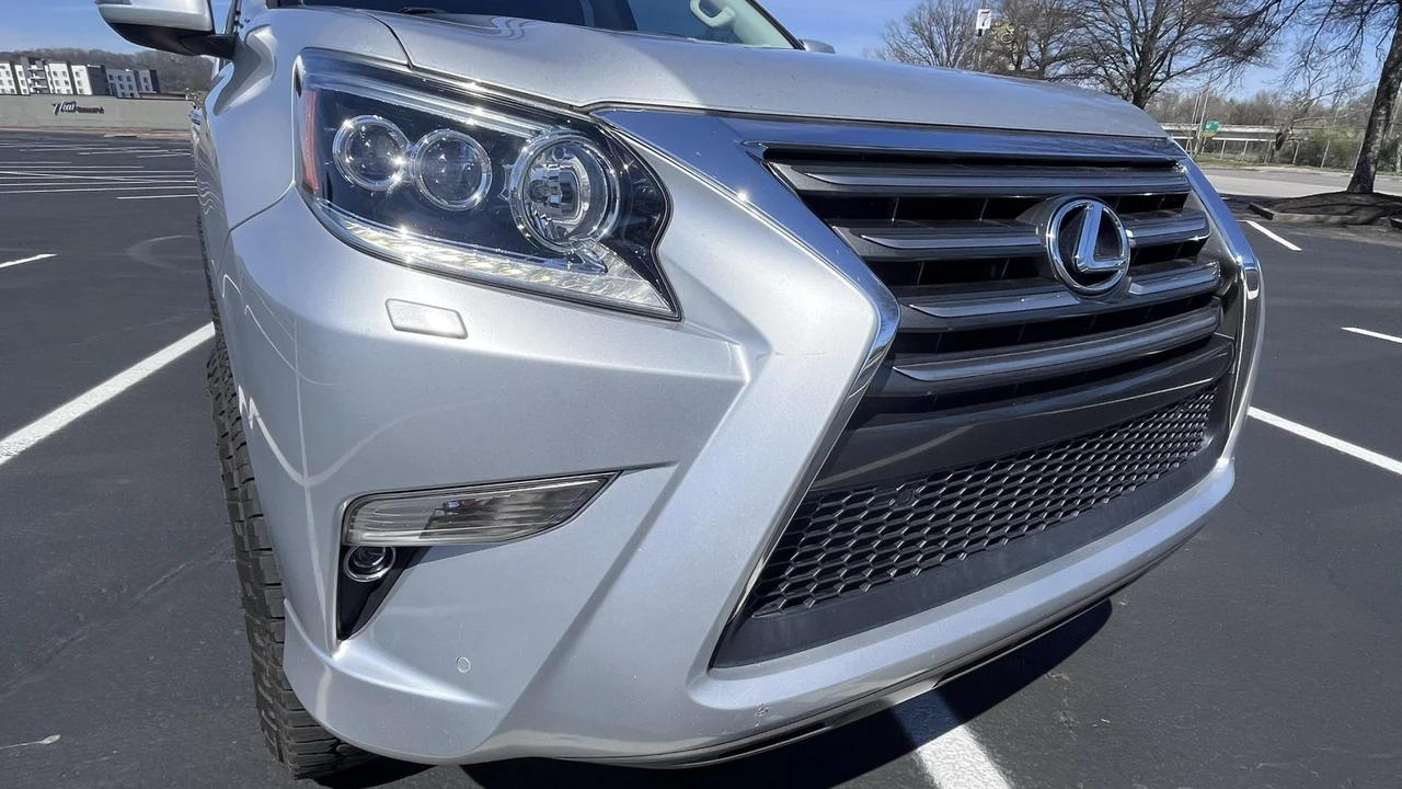 2017 Lexus GX 2nd Gen - Image 11 of 31