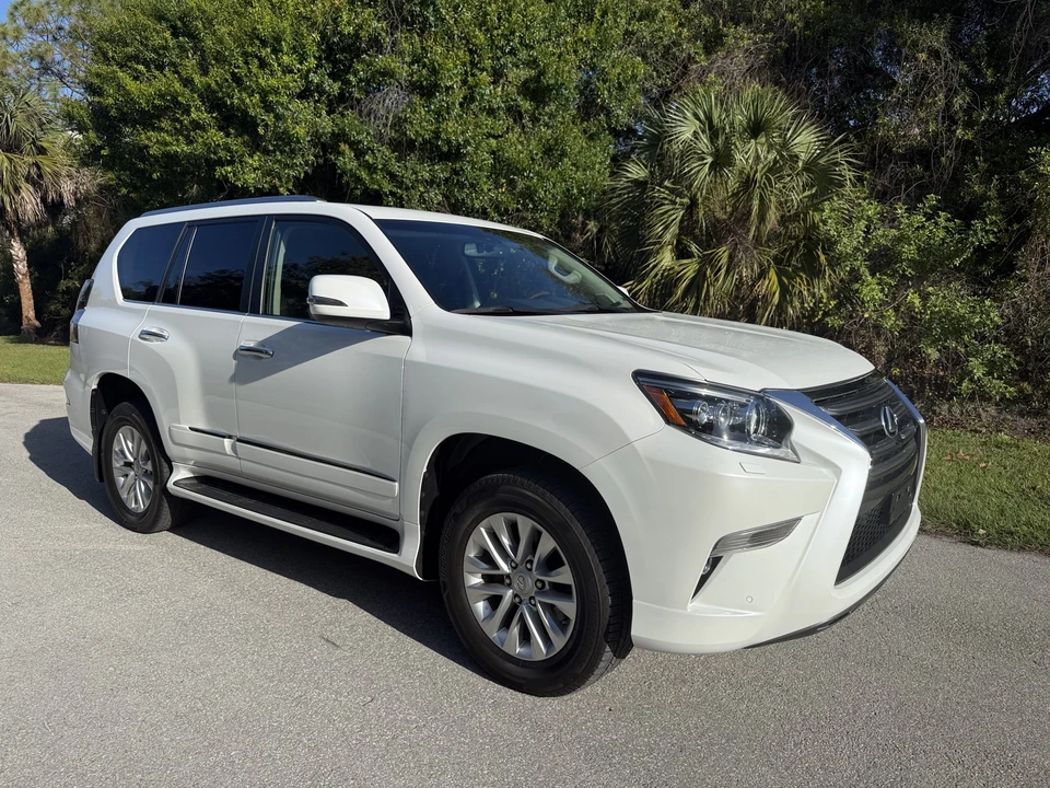 2017 Lexus GX 2nd Gen - Image 2 of 31