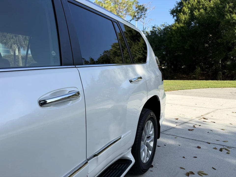 2017 Lexus GX 2nd Gen - Image 21 of 31