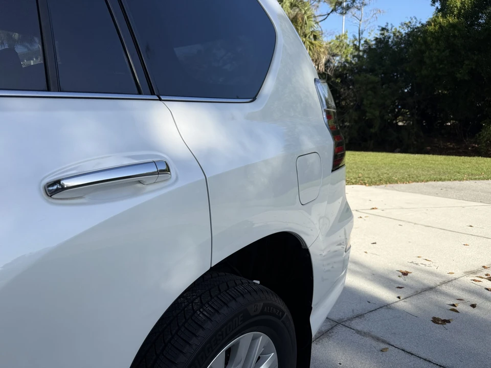 2017 Lexus GX 2nd Gen - Image 16 of 31