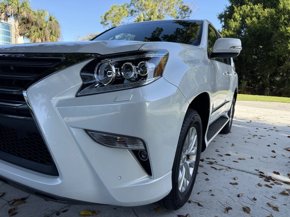 2017 Lexus GX 2nd Gen - Image 28 of 31