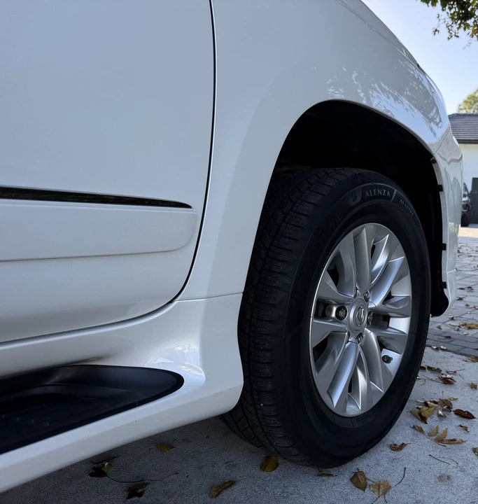 2017 Lexus GX 2nd Gen - Image 11 of 31