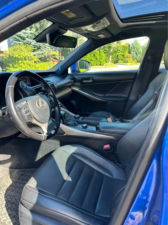 2017 Lexus IS 3rd Gen - Image 10 of 14