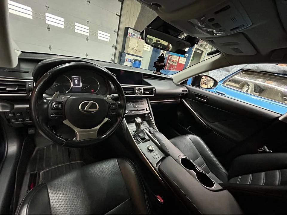 2017 Lexus IS 3rd Gen - Image 5 of 9