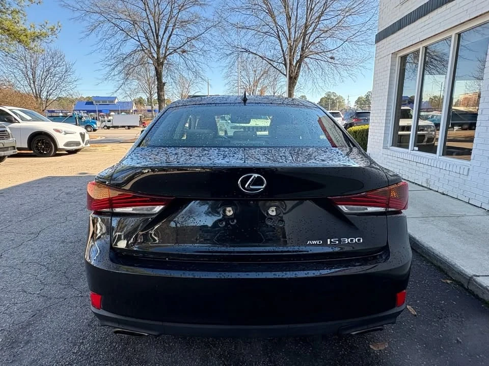 2017 Lexus IS 3rd Gen - Image 7 of 20