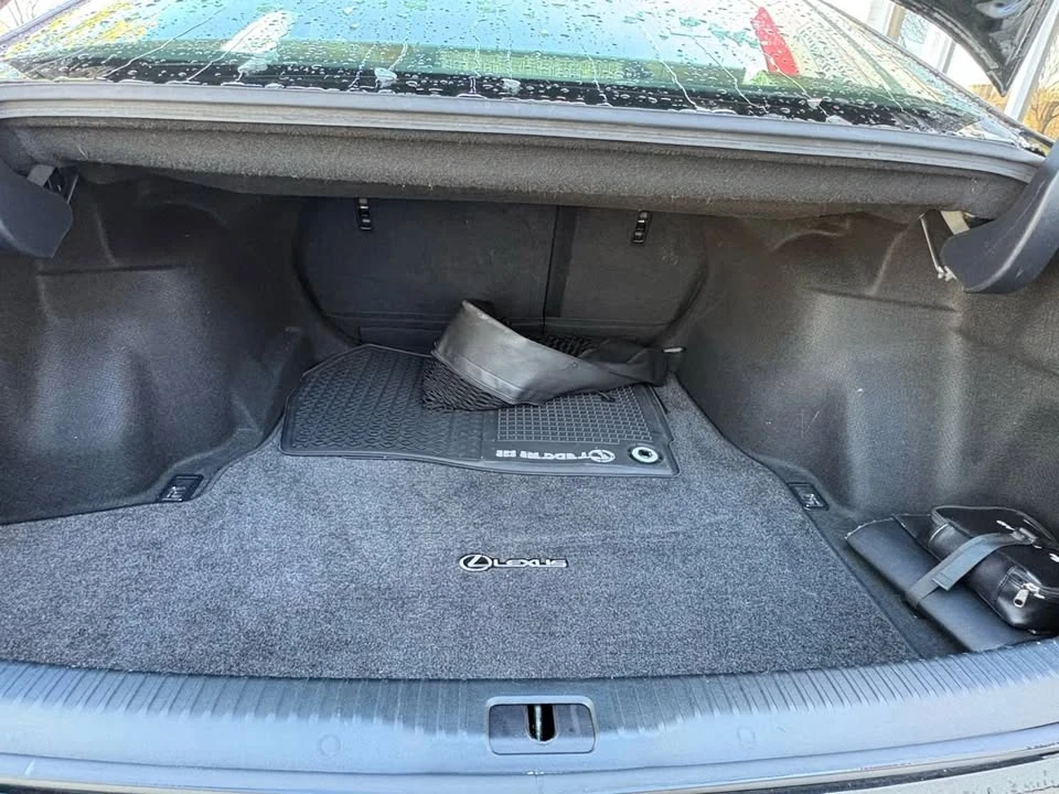 2017 Lexus IS 3rd Gen - Image 18 of 20