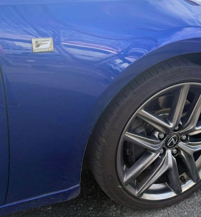 2017 Lexus IS 3rd Gen - Image 6 of 9