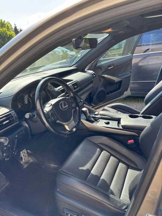 2017 Lexus IS 3rd Gen - Image 6 of 11