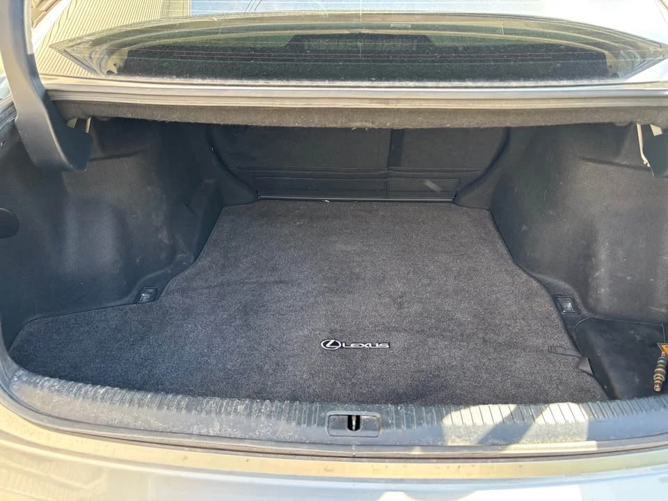 2017 Lexus IS 3rd Gen - Image 10 of 11