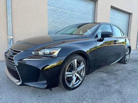 2017 Lexus IS
