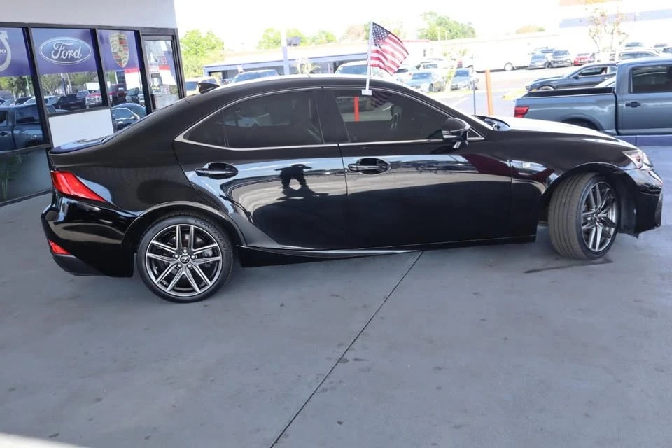 2017 Lexus IS 3rd Gen - Image 4 of 20